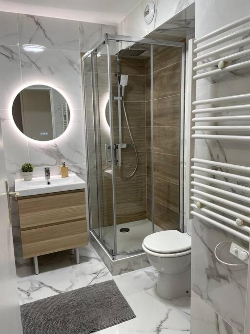 Chaleureux Studio 30m2 - Au pied de la Gare - PARKING Cergy Extérieur photo
